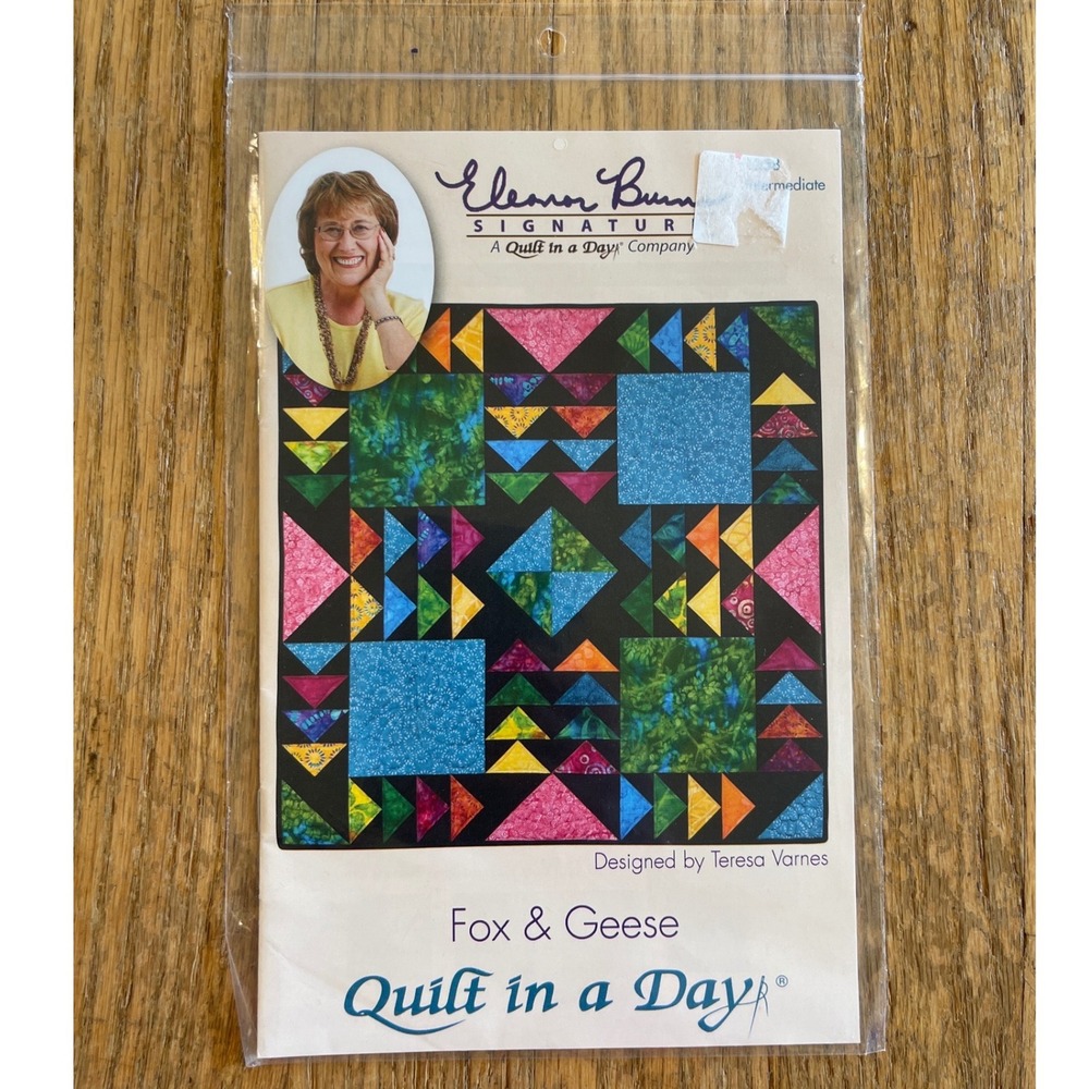 Eleanor Burns Quilt in a Day Fox & Geese Pattern #1258 40x40 Square Cottagecore‎